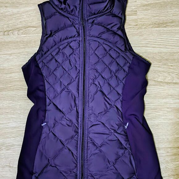 Lululemon Women's Purple and Black Gilet Vest - Picture 1 of 4